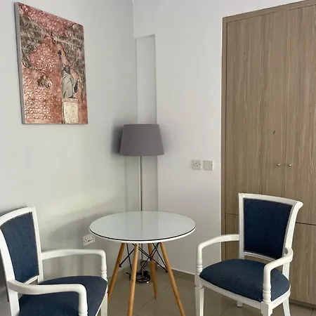 Valentina Apartments Seaside Living In Paphos Ξενοδοχείο με διαμερίσματα