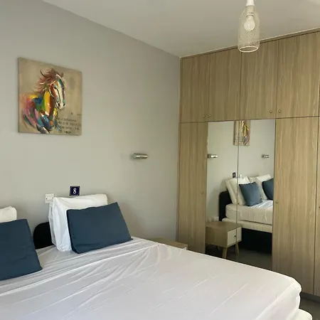 Ξενοδοχείο με διαμερίσματα Valentina Apartments Seaside Living In Paphos