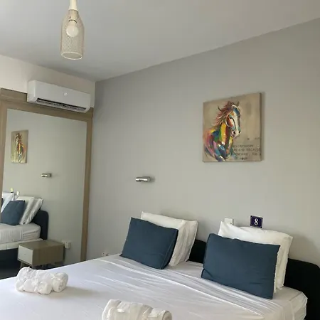 Hotel apartamentowy Valentina Apartments Seaside Living In Paphos