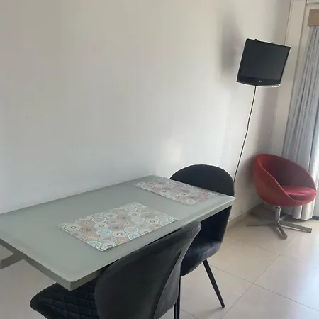 아파트호텔 Valentina Apartments Seaside Living In Paphos